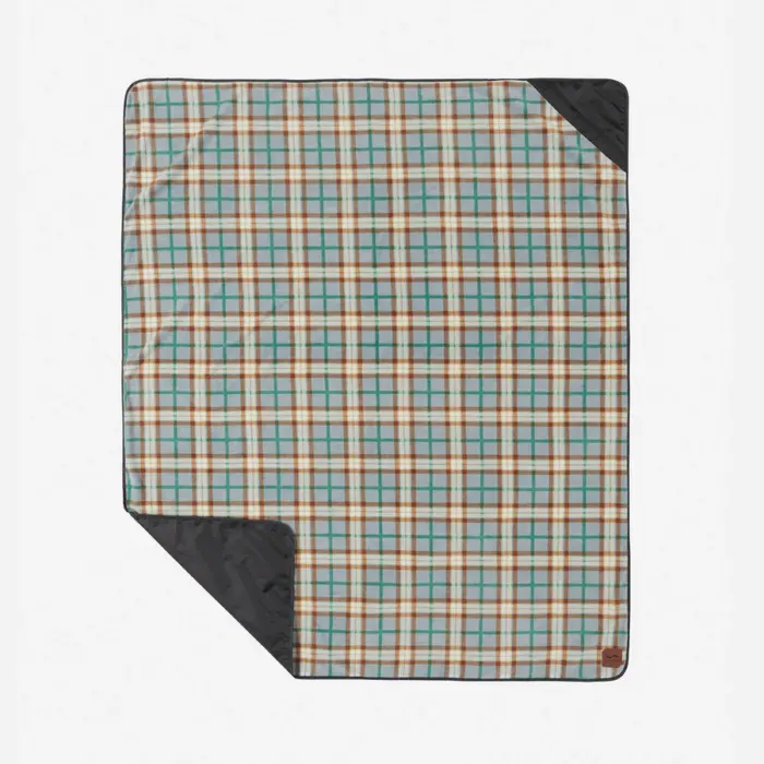 EverTrek Outdoor Blanket - Image 2